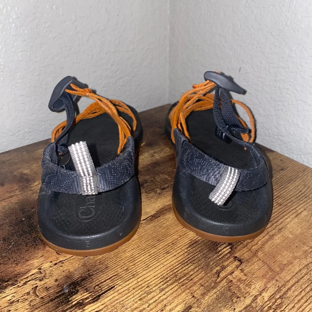 Chaco‎ Kids Sandals Size 5 Women's 6-6.5 Orange Straps Adjustable Hiking Shoes